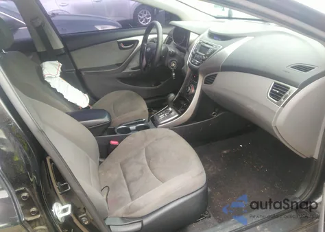 2013 Hyundai Elantra Gls (Ulsan Plant) z USA, uszkodzony, nr VIN KMHDH4AE8DU832241